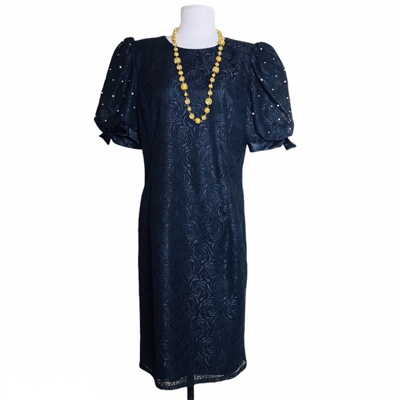 Michael Marcella Pearl laced Puff Sleeve Dress - Picture 2 of 10